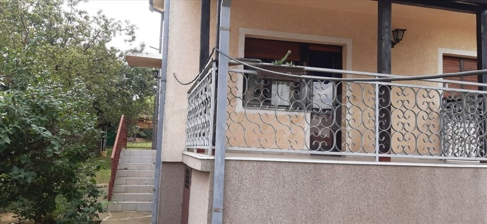 Slika 3 - Sremcica,  Kuća na prodaju, 200m2, 195.000€